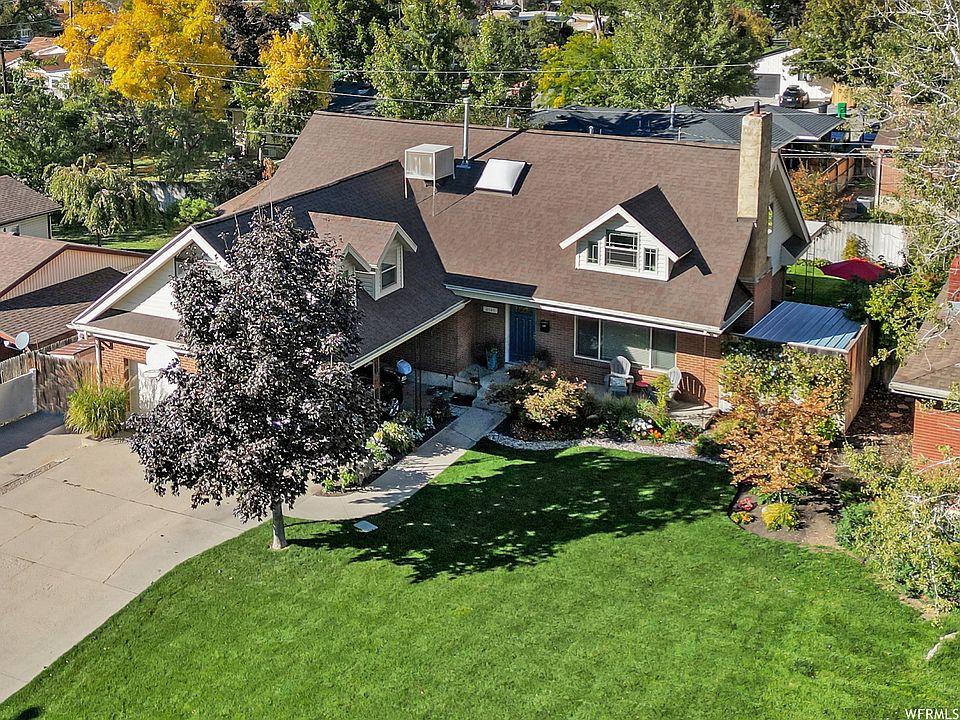 1st image of 3157 E Del Mar Dr
