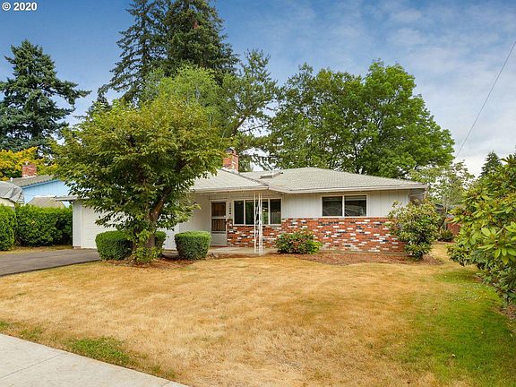 4th image of 11004 SE Wood Ave