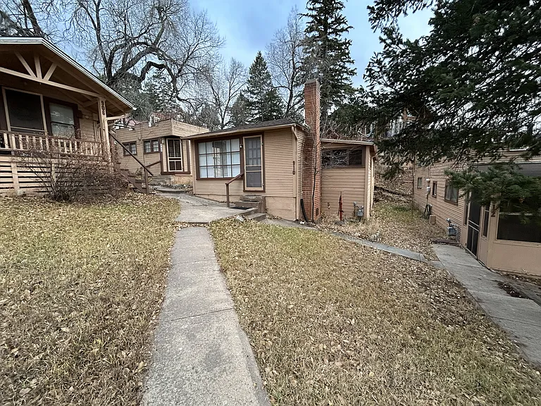 908 Midland Ave — Photo 4