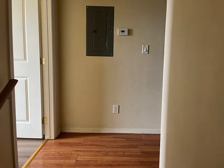 R & N PROPERTIES LLC — Photo 42