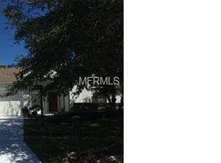 16218 Bridgepark Dr, Lithia, FL 33547
