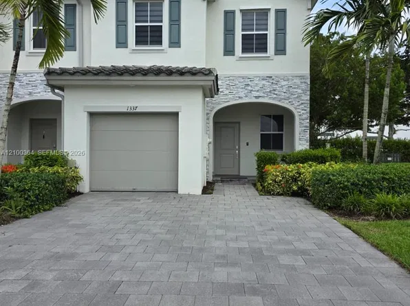 1337 SE 27th Ter, Homestead, FL 33035