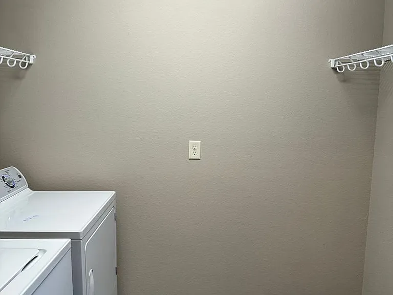 Aspen Trail Apartments — Photo 74