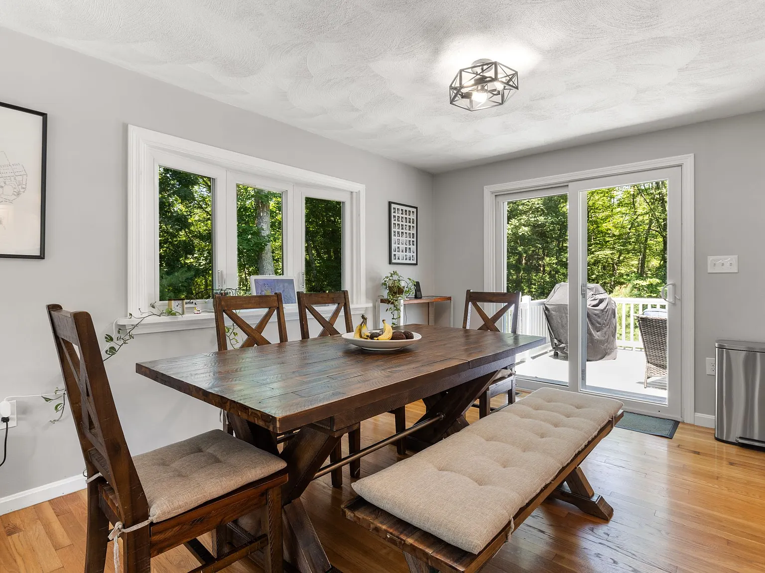 3 bed, 1930 sqft, $4,200 — Photo 3