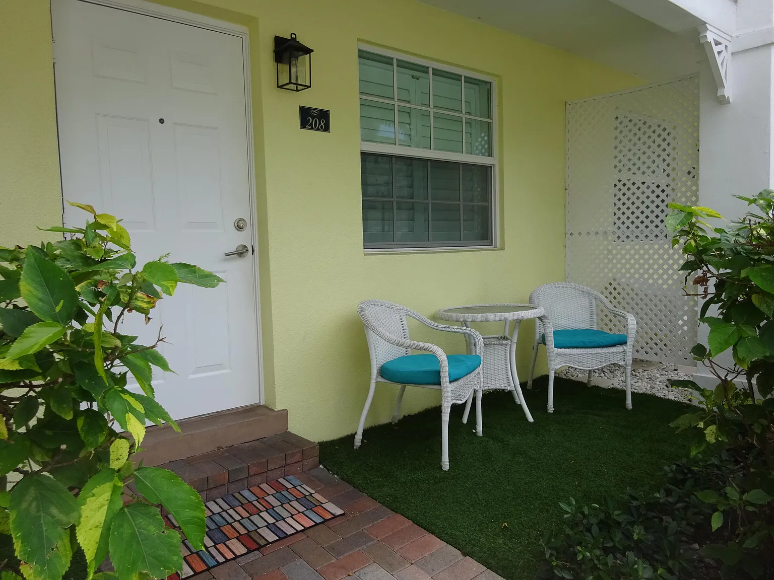 2 bed, 1.0 bath, 619 sqft, $2,295 — Photo 2