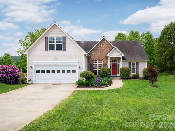 102 W Farm Creek Dr, Asheville, NC 28806