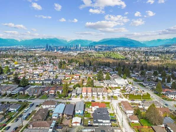 6070 McMurray Ave #1405, Burnaby, BC V5H 4J3