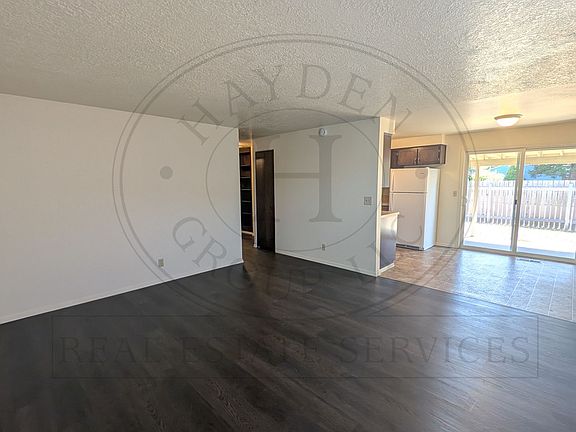 3rd image of 3134 Brittany Dr