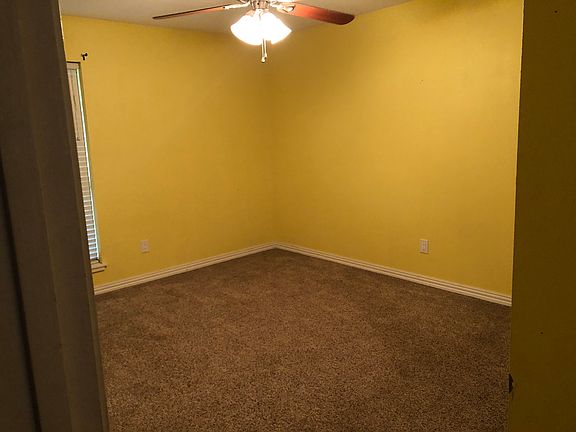 4th image of 10677 Hancock Dr