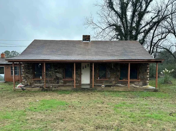 2210 Missouri Ave, Mena, AR 71953