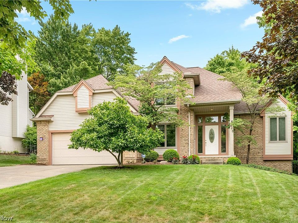 1st image of 615 Highwood Dr