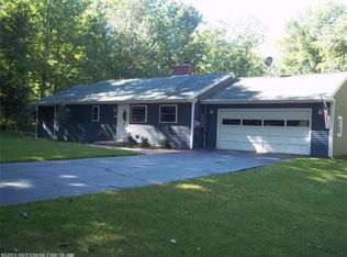 15 Winthrop Center Rd, Winthrop, ME 04364