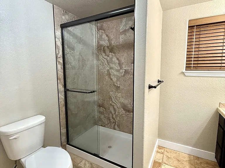 901 Manzanita Dr — Photo 18