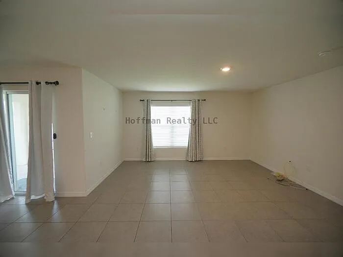 501 Calico Scallop St — Photo 7