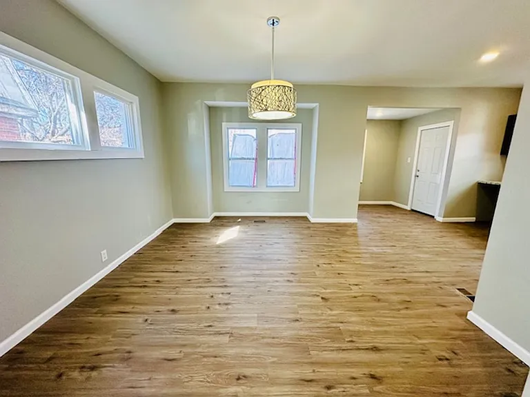 2634 Lawrence St — Photo 15