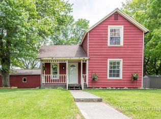 136 E Cherry St, Wayland, MI 49348