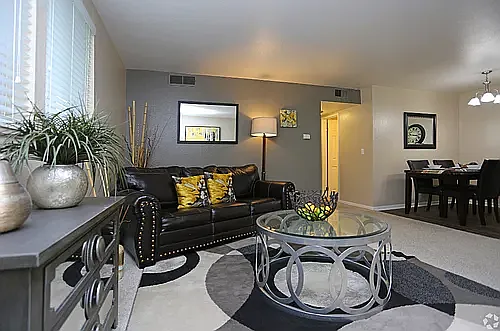 Aspenleaf Apartments — Photo 33