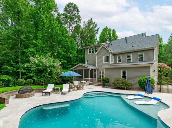 200 Middle Creek Park Ave, Apex, NC 27539