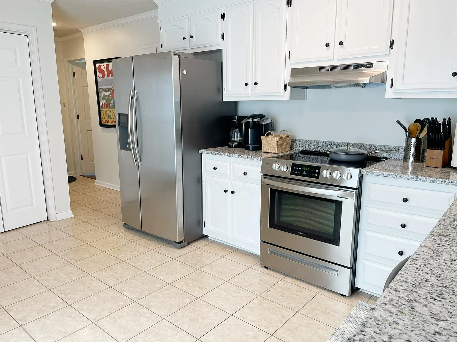2 bed, 1464 sqft, $4,150 — Photo 3