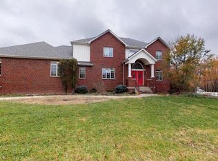 3331 S Long Creek Rd, Decatur, IL 62521