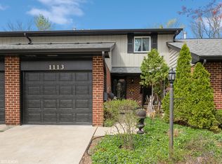 1113 Loughborough Ct, Wheaton, IL 60189