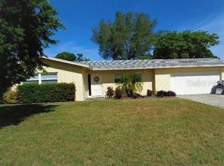 10007 S Yacht Club Dr, Treasure Island, FL 33706