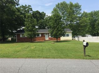 7801 Fair Bluff Dr, Lewisville, NC 27023