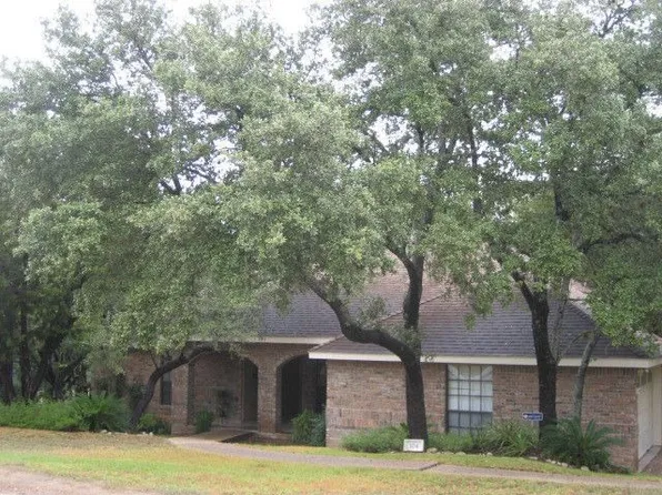 104 Long Wood Ave, Lakeway, TX 78734
