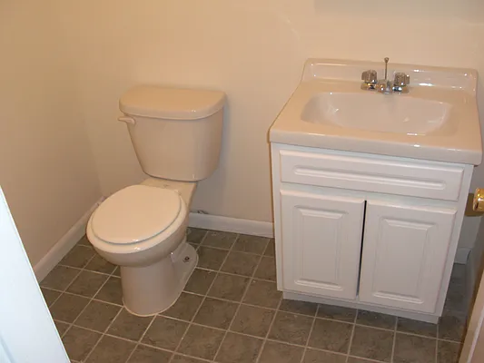 Rented by East Williamsburg Realty Inc | media 76