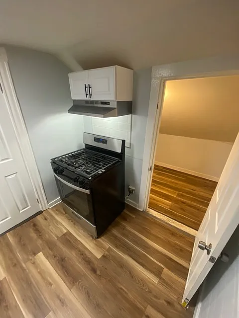 1 bed, 650 sqft, $1,400 — Photo 3