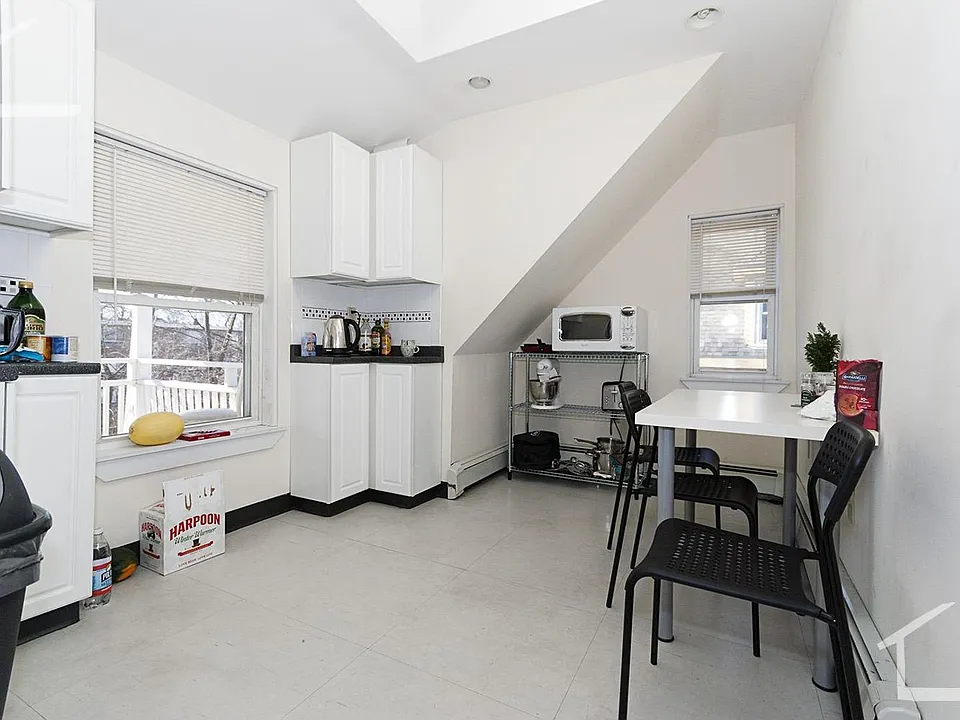 65 Ashford St #3B