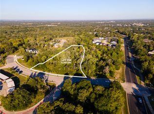 3094 Club Dr, Bryan, TX 77807