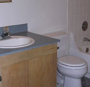 1330 SE Taylor St — Photo 5
