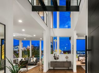 313 Prospect St, Seattle, WA 98109