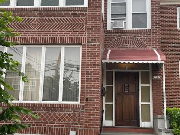 2010 Hobart Avenue, Bronx, NY 10461