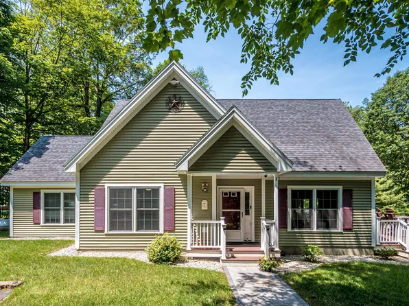 11 Captain Lovewell Lane, Ossipee, NH 03814