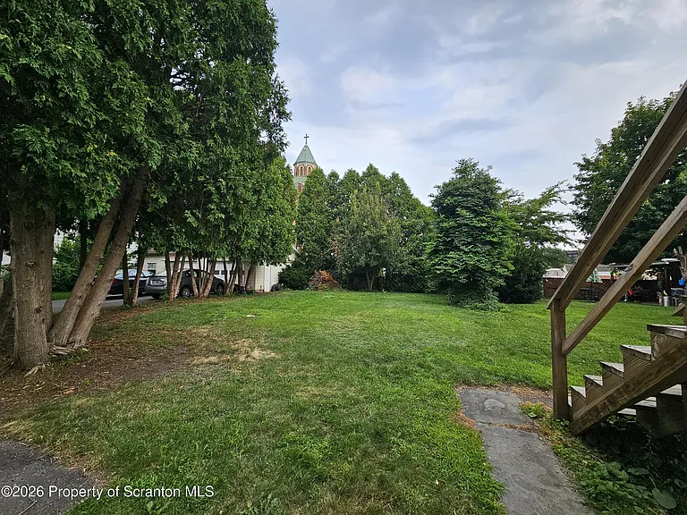 119 N River St #B — Photo 2