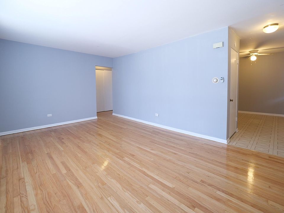 1st image of 4532 N Claremont Ave APT 7