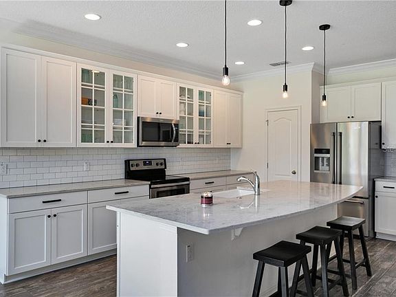 3rd image of 3114 Princewood Dr