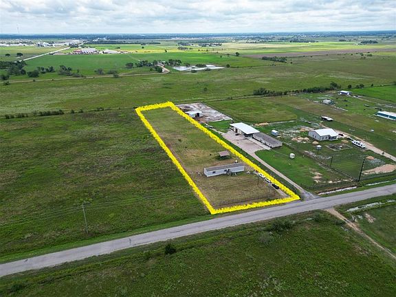 2nd image of 9032 County Road 273