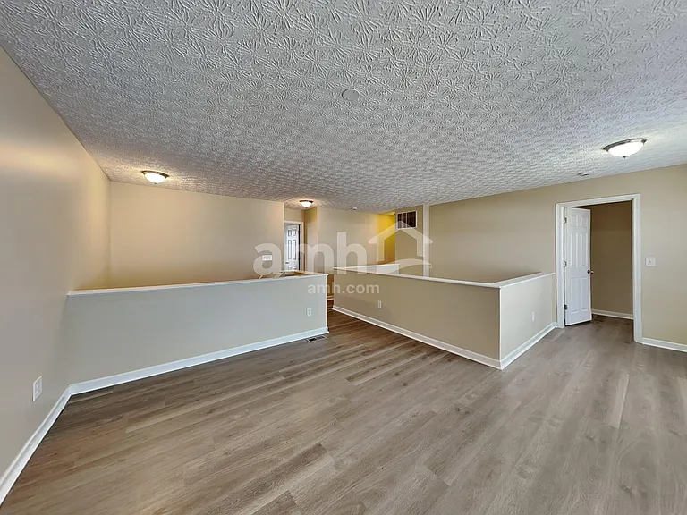 5568 Conn House Dr — Photo 10