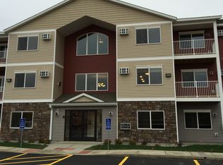 2387 Pioneer Rd APT 201, Fergus Falls, MN 56537