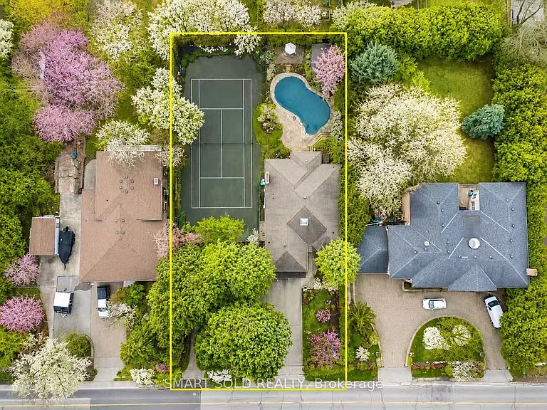 107 Arnold Ave — Photo 3