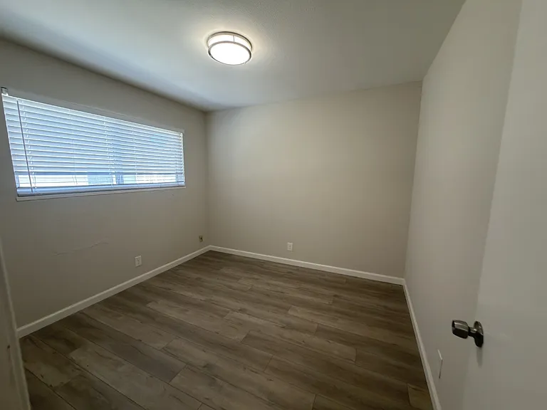 1568 Hollenbeck Ave #1 — Photo 15