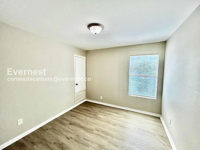 130 Creek Cove Dr — Photo 11