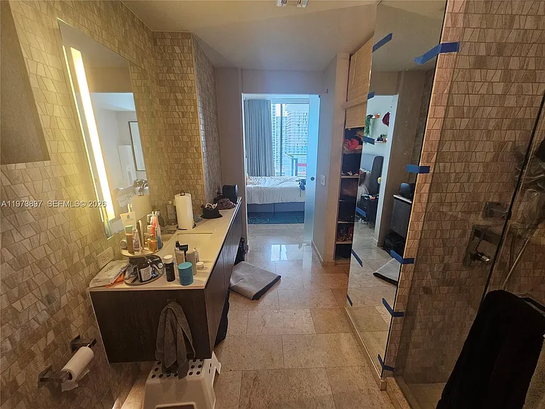68 SE 6th St #1806 — Photo 14