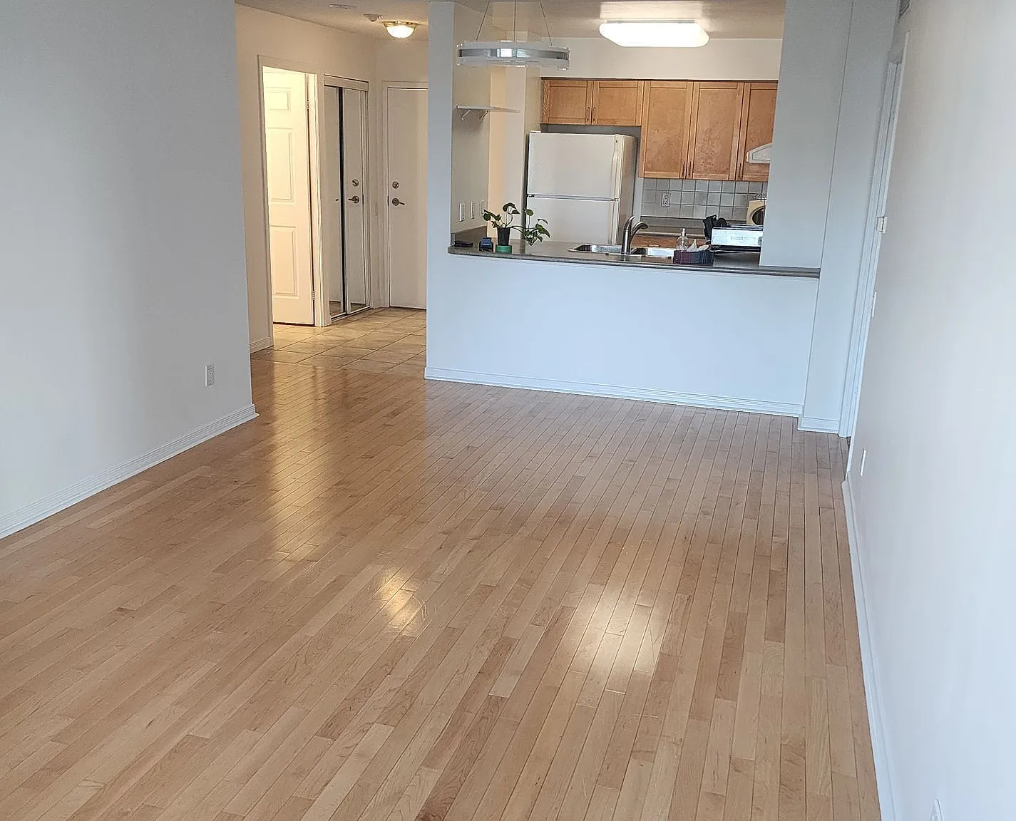 2 bed, $3,000 — Photo 2