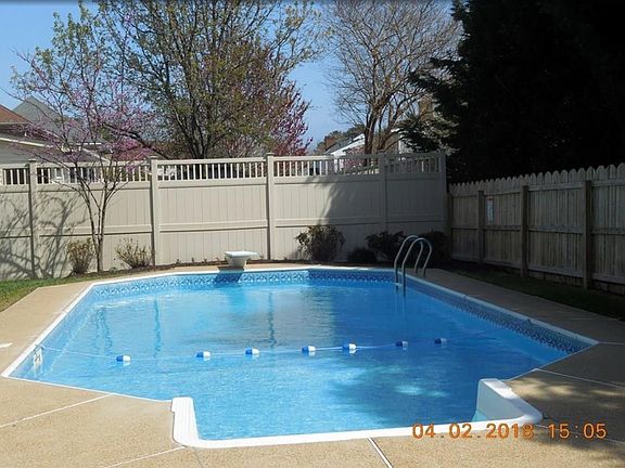 3rd image of 4717 Berrywood Ct