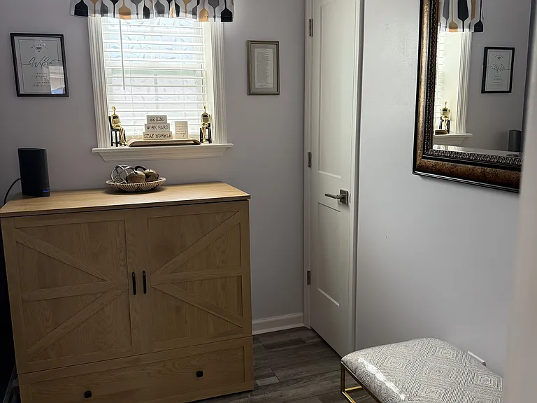 325 Pendleton St NW — Photo 16