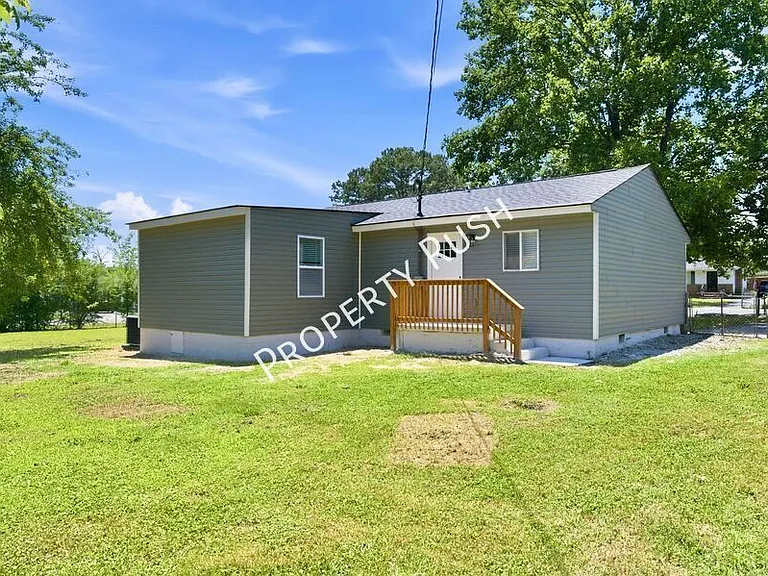 6107 Vance Cir — Photo 22